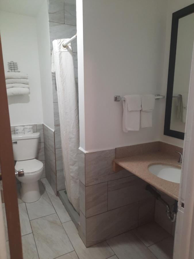 Motel Reedsburg Εξωτερικό φωτογραφία