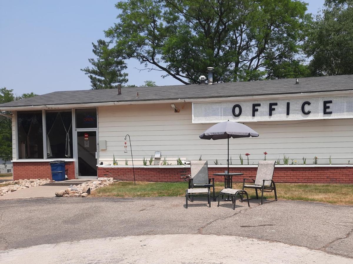 Motel Reedsburg Εξωτερικό φωτογραφία