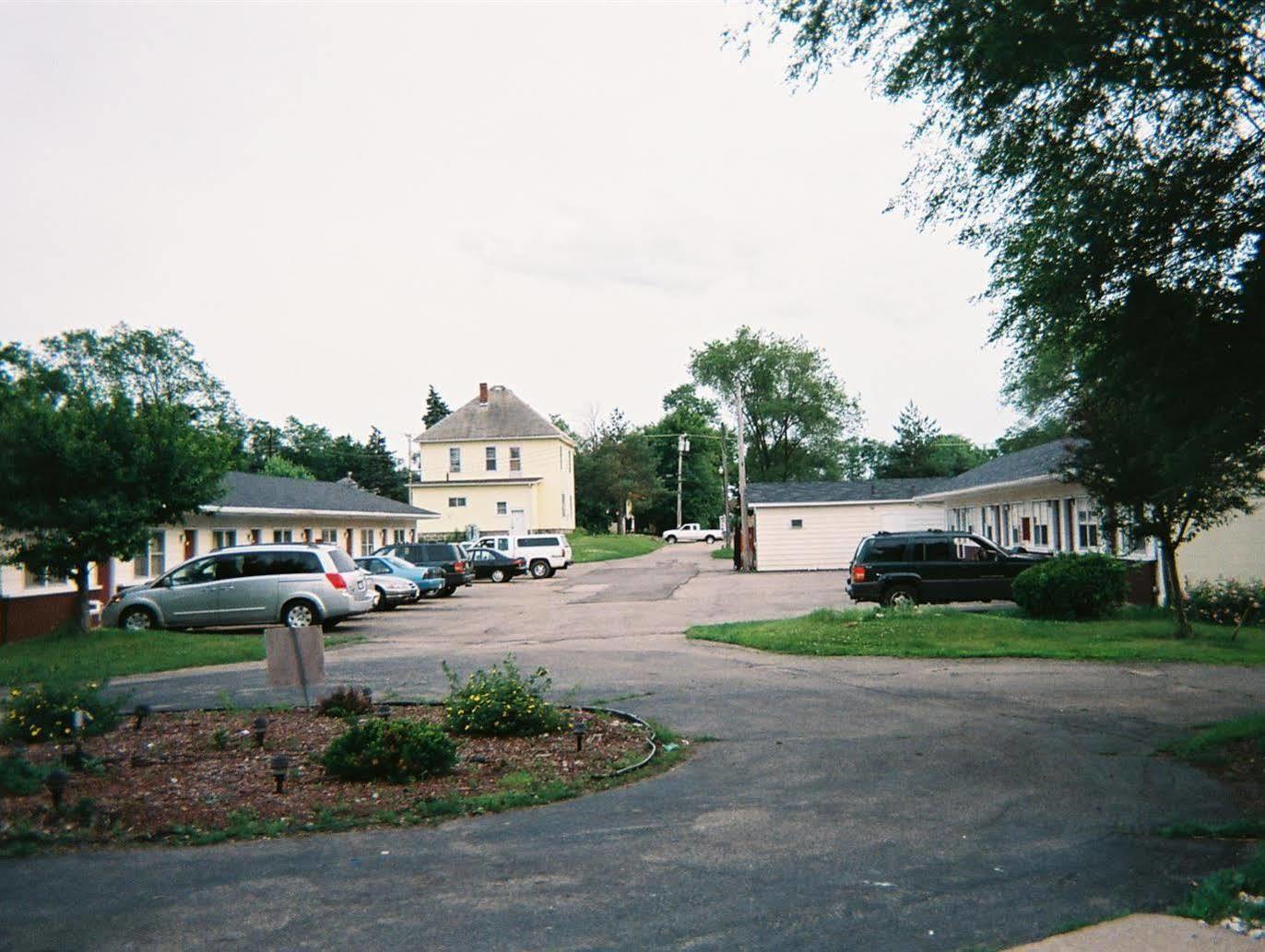 Motel Reedsburg Εξωτερικό φωτογραφία